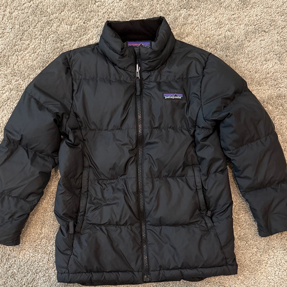Patagonia Kids Puffer Jacket in Black